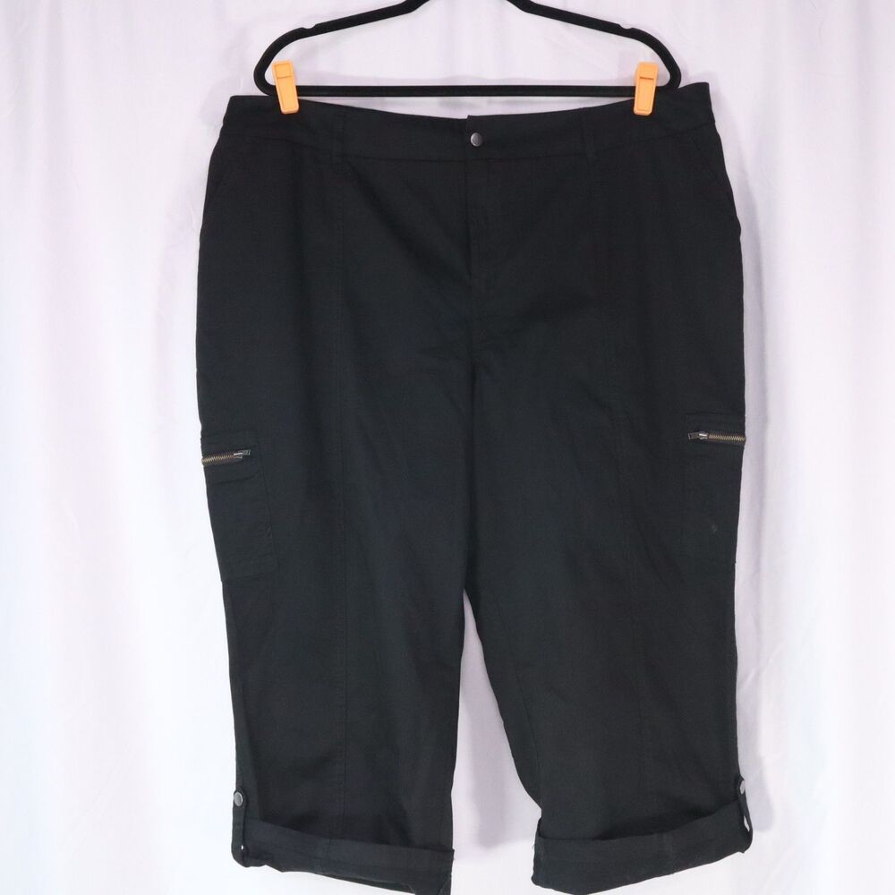 Black Capri Cargo Style Pants Size 22W Adj Roll Tab Hem Est 1946